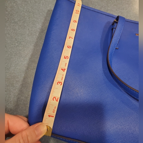 Michael Kors Travel Tote bag 💙 beautiful royal blue color,perfect for carry-on! - Picture 10 of 15